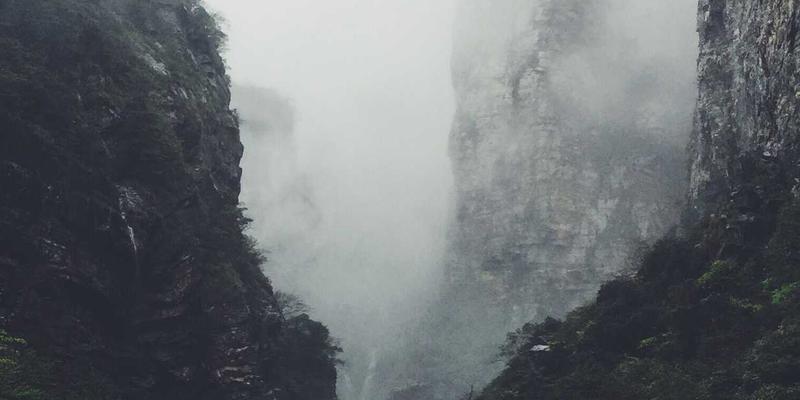 从护肤技巧到化妆教程：解锁化妆品背后的美丽科学