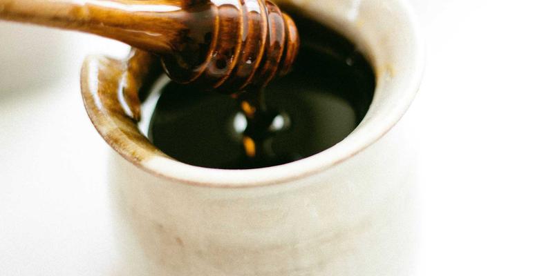 从护肤技巧到完美妆容：一站式美容应用指南