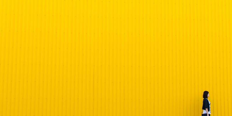 美容护肤与化妆艺术：从健康肌底到精致妆容的完整指南