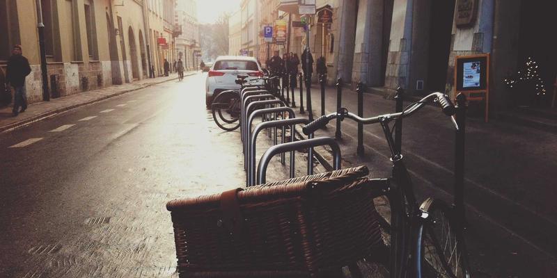 美容护肤全攻略:从基础护肤到精致妆容的实用技巧